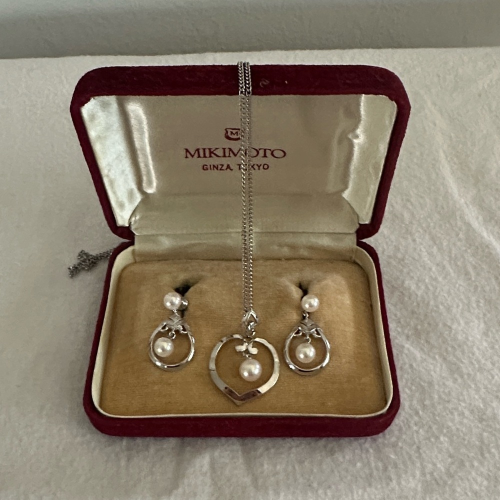 Vintage Mikimoto Silver Drop Pearl Earrings and Necklace - Picture 1 of 7